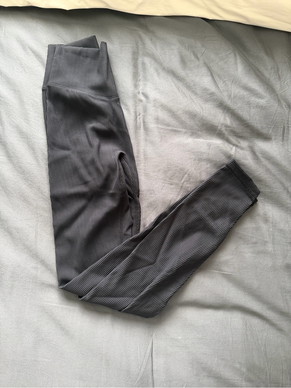Buff bunny size small high waisted ribbed leggings black